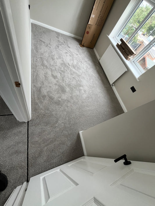 2.58 x 4m Logan Saxony - Soft Truffle